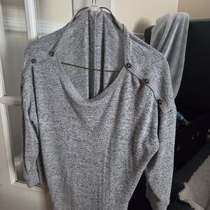 Maurices Heather Gray Button-Detail Sweater